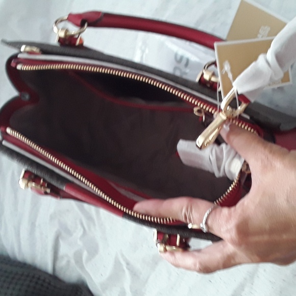 MICHAEL KORS HANDBAG & WALLET NWT - Picture 6 of 10